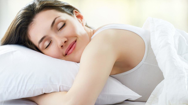 Ngủ đủ giấc giúp bạn sảng khoái tinh thần