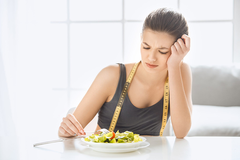 Mong muốn giảm cân hình thành hành vi biểu hiện của chán ăn